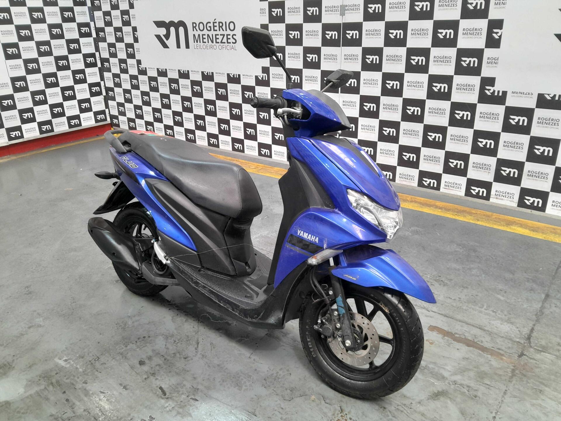YAMAHA FLUO 125 2022/2023