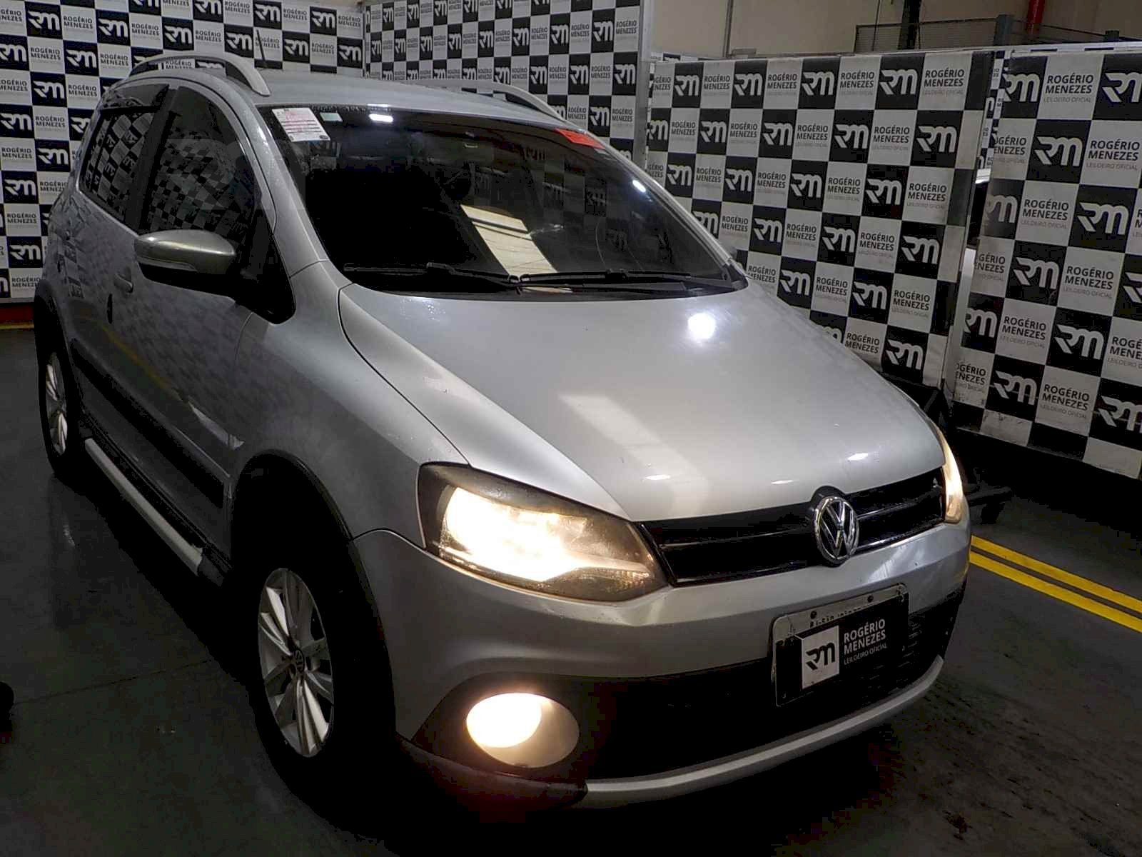 VW - VOLKSWAGEN CROSSFOX GII 1.6 2013 GASOLINA ALCOOL