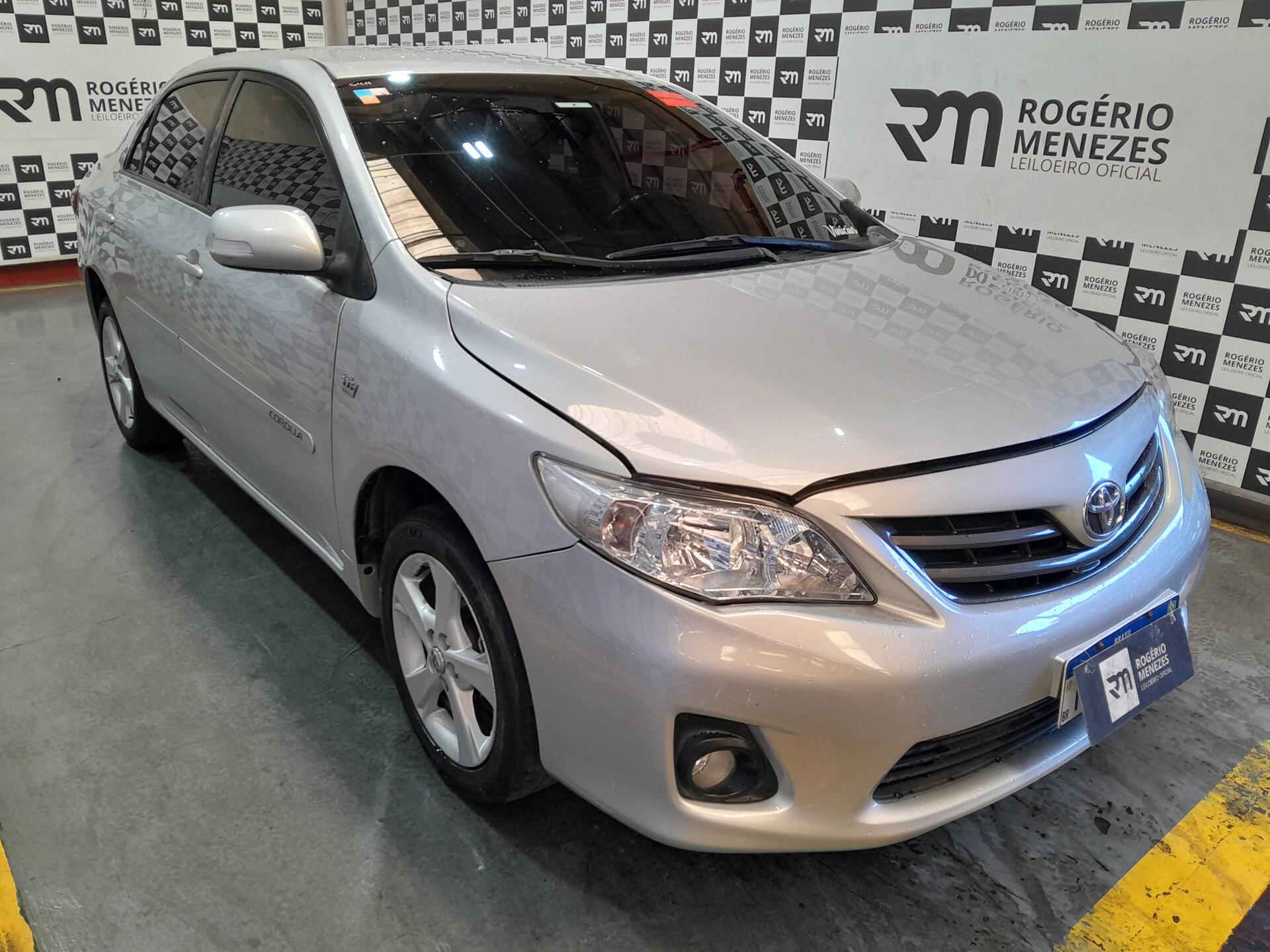 TOYOTA COROLLA 2014