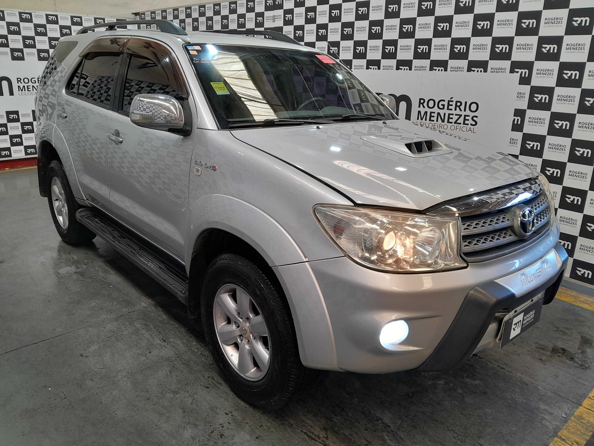 TOYOTA HILUX 2011 DIESEL