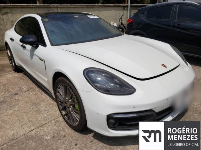 PORSCHE PANAMERA 2023