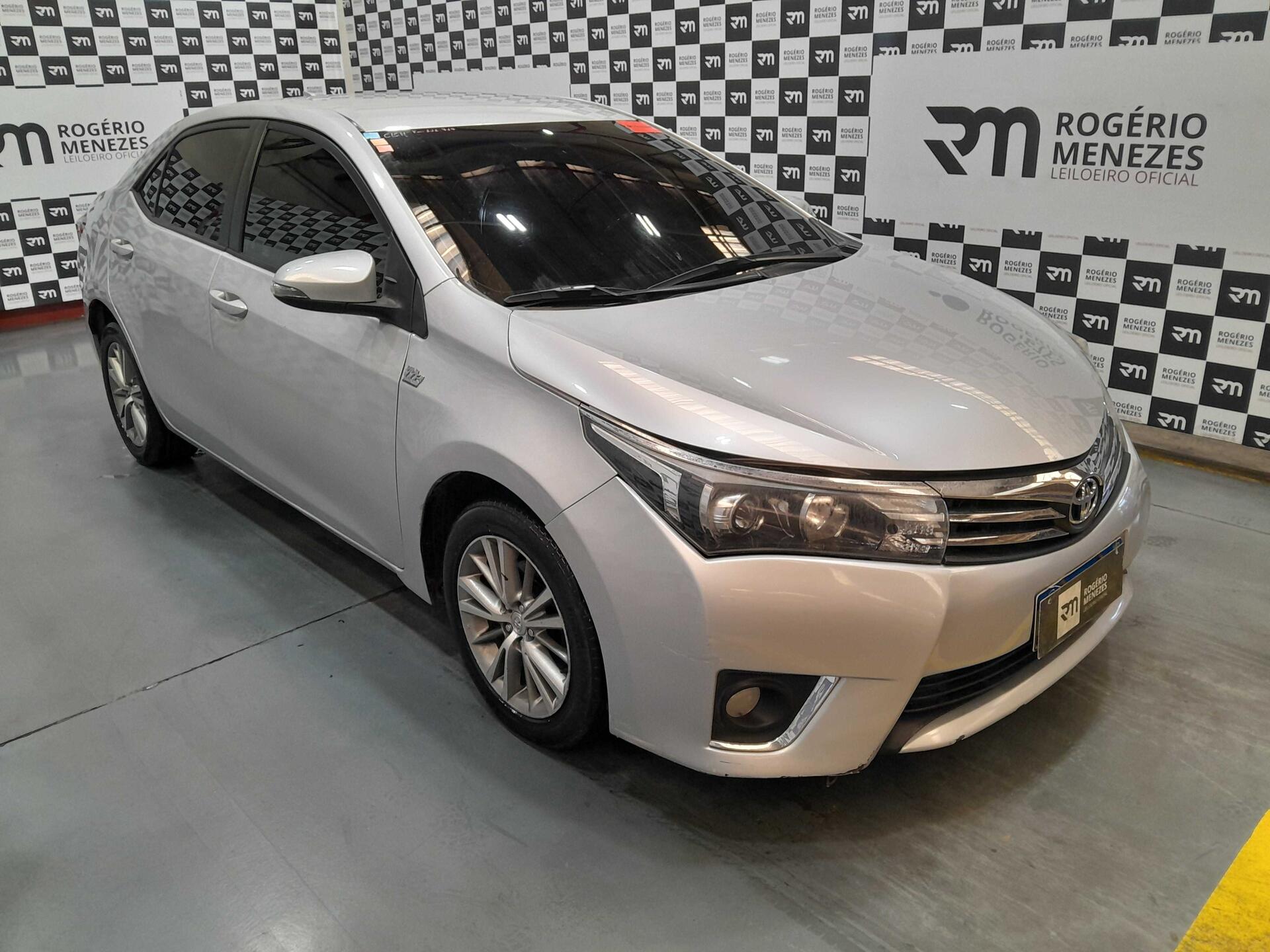 TOYOTA COROLLA XEI 2.0 2015
