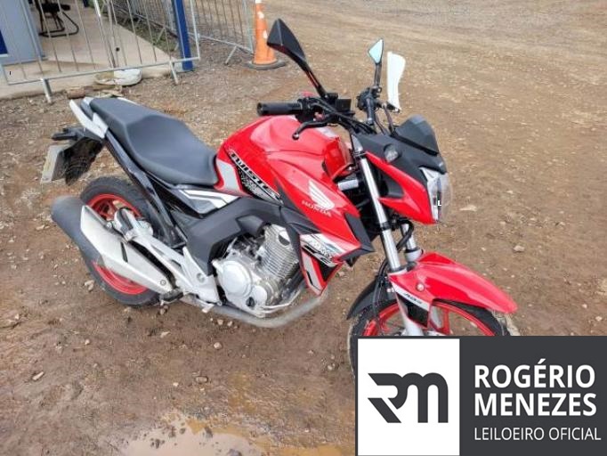 HONDA CB 250 F 2021