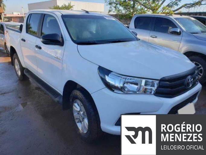 TOYOTA HILUX CD 2021