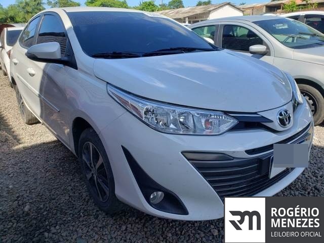 TOYOTA YARIS SEDA XS CONNECT CVT 1.5 16V 2021